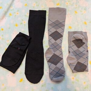 Motif Medical Or Maternity Black And Gray Argyle Compression Socks